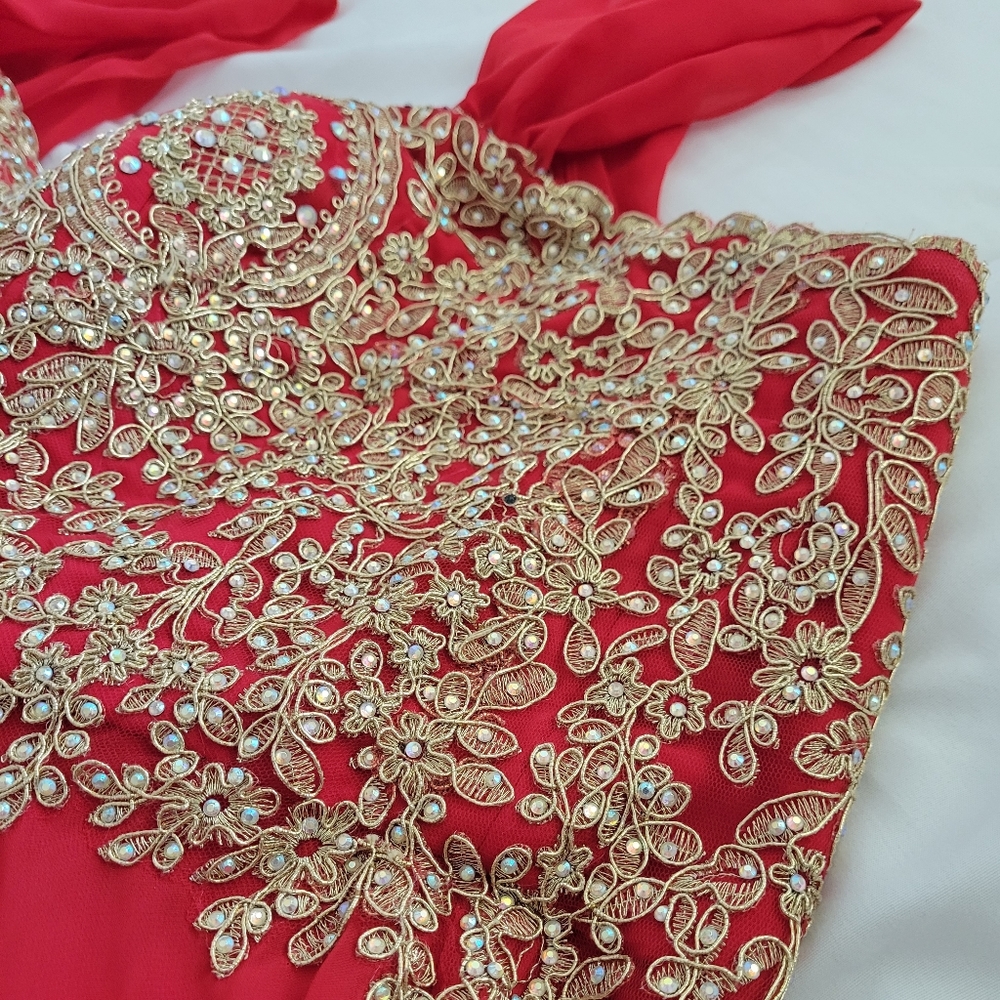 Fiesta Fashion - Red Long Prom Gown - Picture 4 of 8